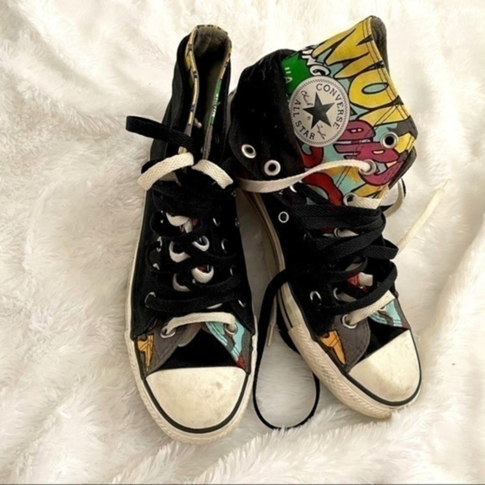 Chuck Taylor Mars Invasion size 6
